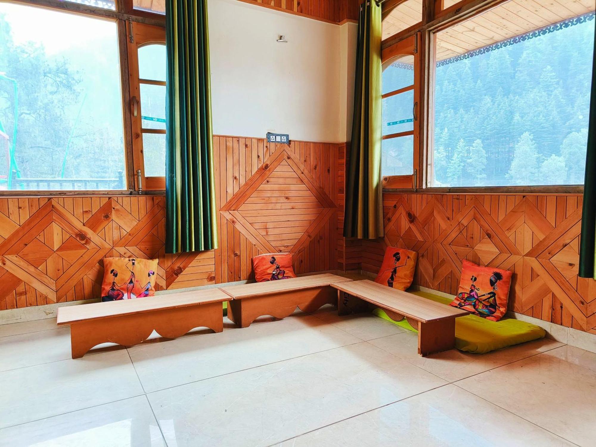 Chalo Chhalal Hotel & Cafe Kasol Exterior foto