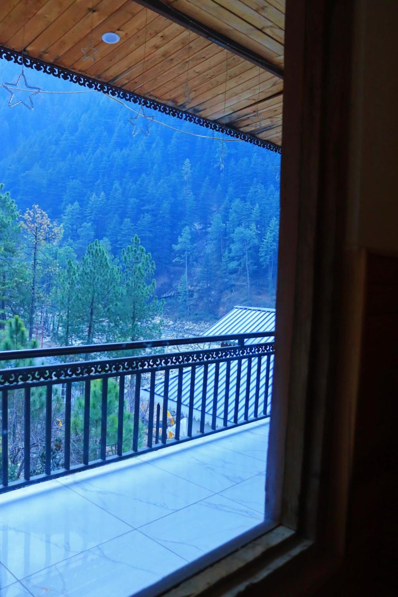 Chalo Chhalal Hotel & Cafe Kasol Exterior foto