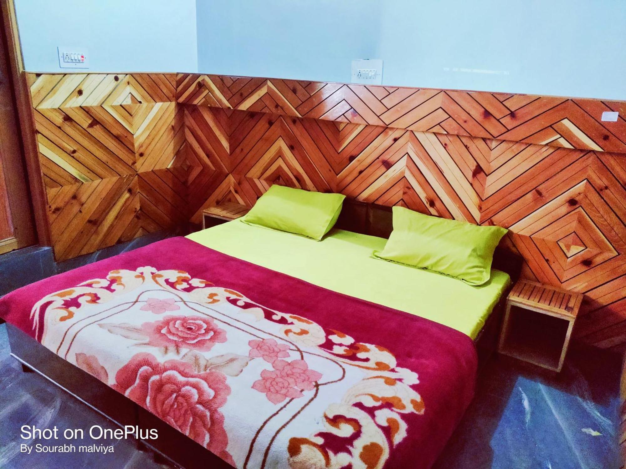 Chalo Chhalal Hotel & Cafe Kasol Exterior foto