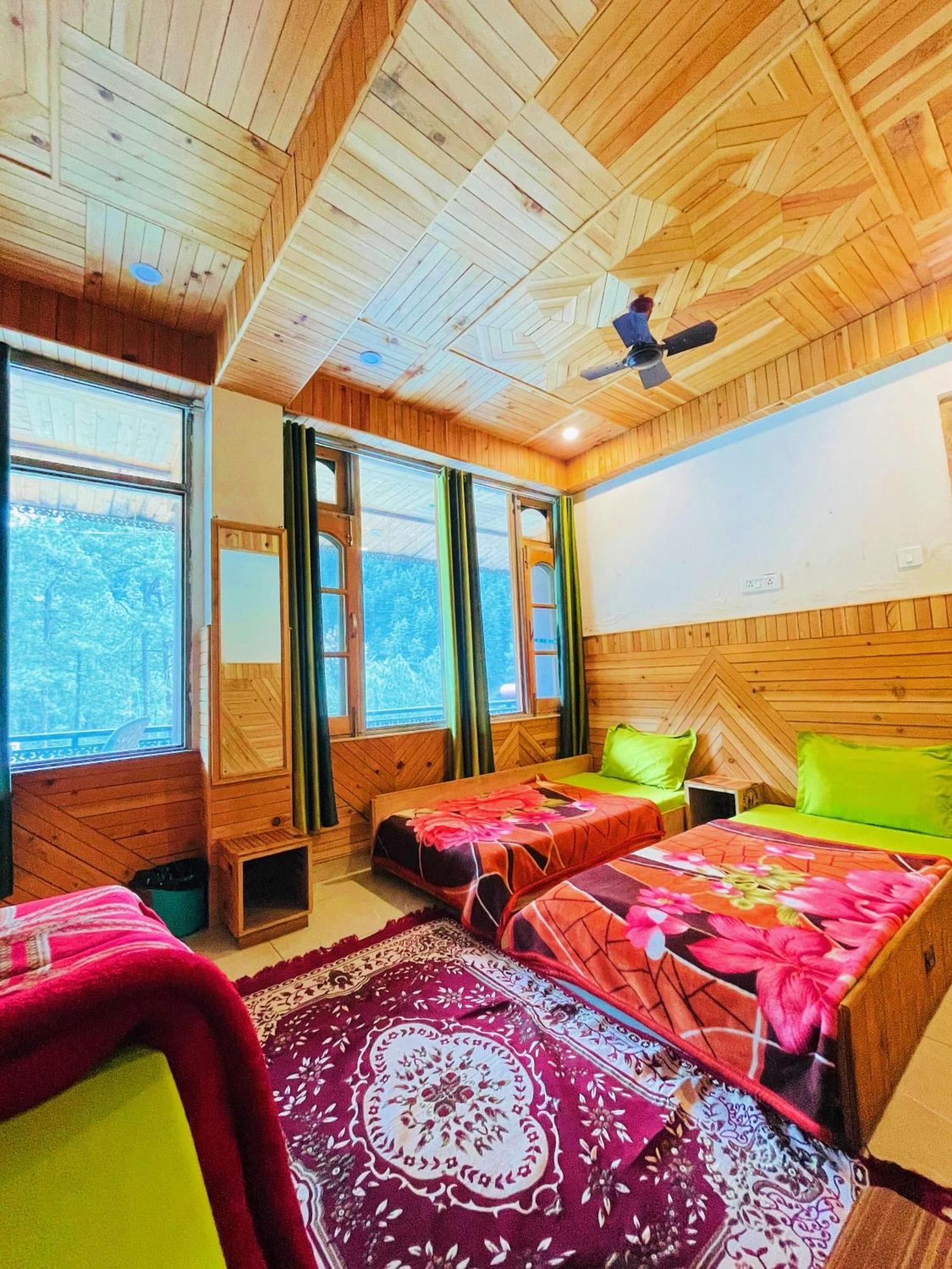 Chalo Chhalal Hotel & Cafe Kasol Exterior foto