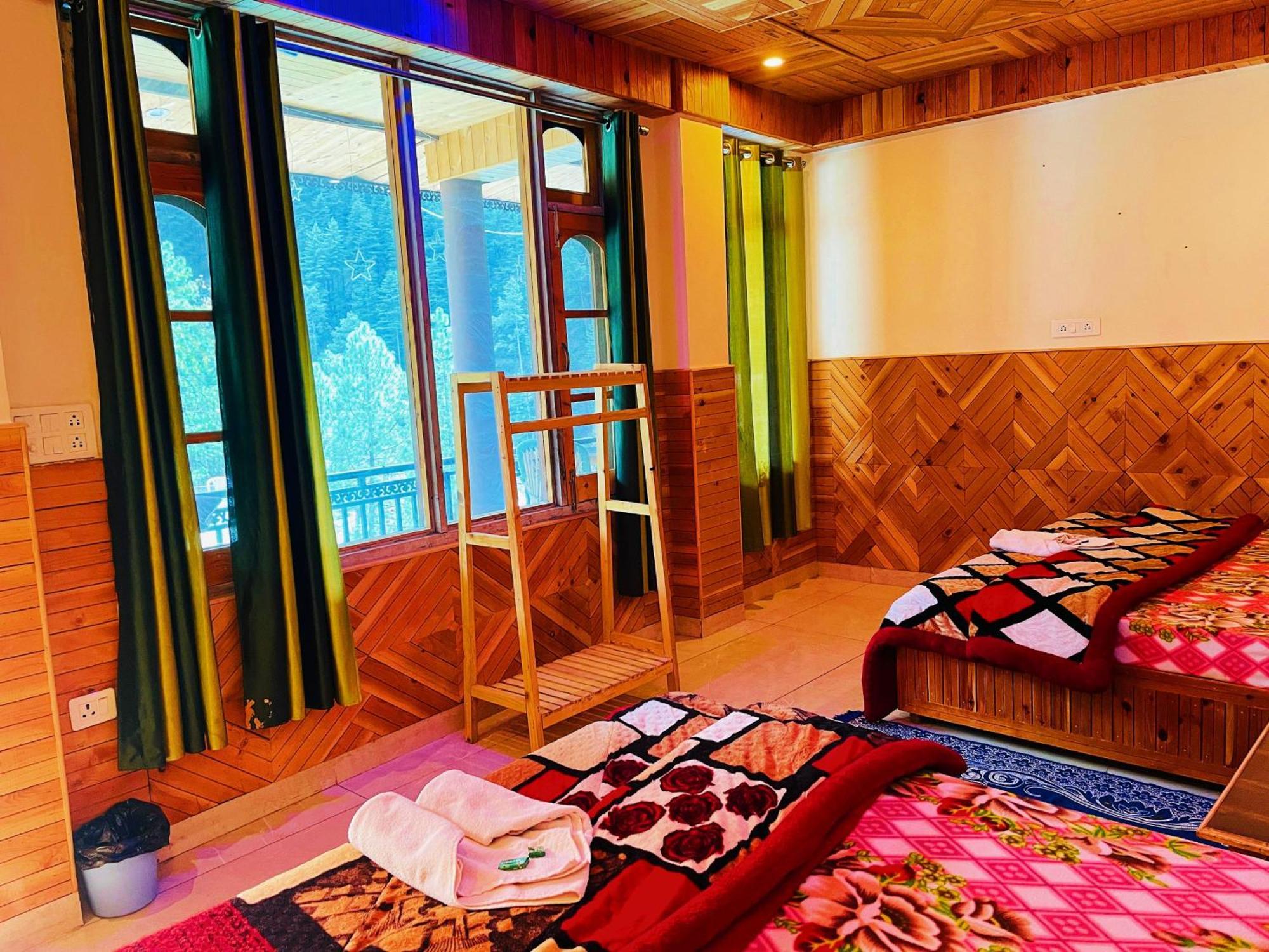 Chalo Chhalal Hotel & Cafe Kasol Exterior foto